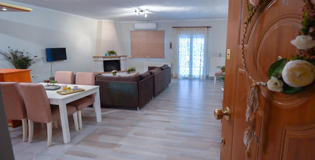 Thirtyfive Apartment Aridaía 外观 照片